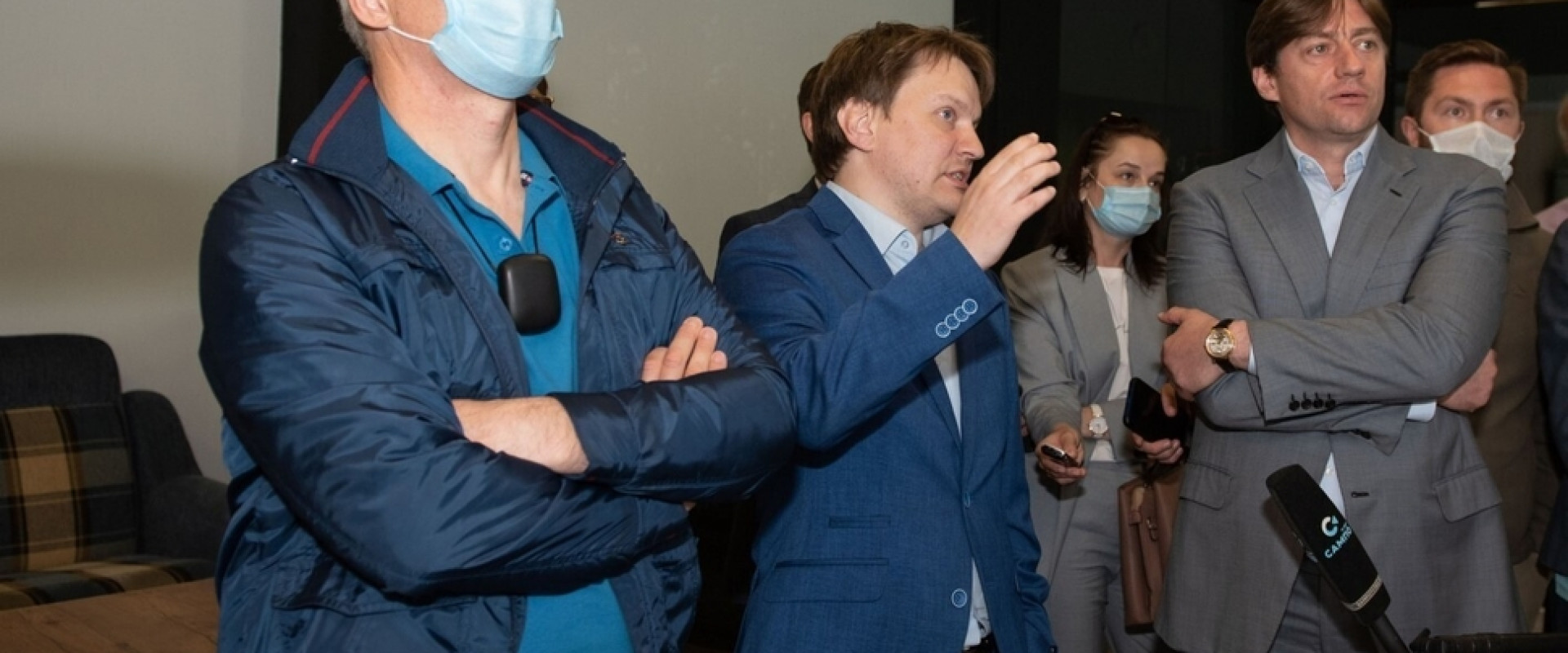 Центр искусственного интеллекта ПетрГУ посетил гендиректор АО "Трансмашхолдинг" Кирилл Липа